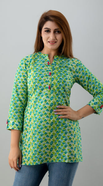 Svarchi Womens Rayon  Block Print Straight Tunic (Green)