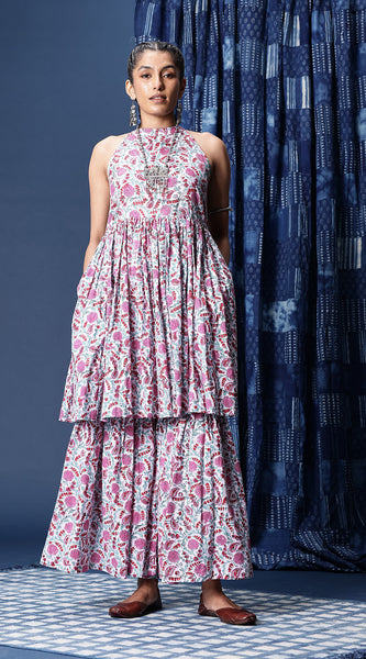 Svarchi Sanganeri Floral Printed Regular Kurta With Sharara