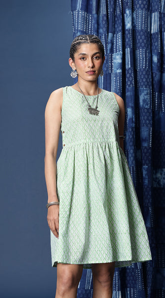 Svarchi Green Floral Printed A-Line Pure Cotton Ethnic Dresses