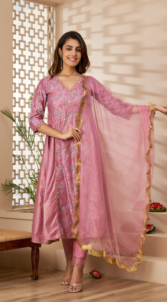 Svarchi Pink Chanderi Printed Kurta with Pencil Pant and Scalloped Dupatta