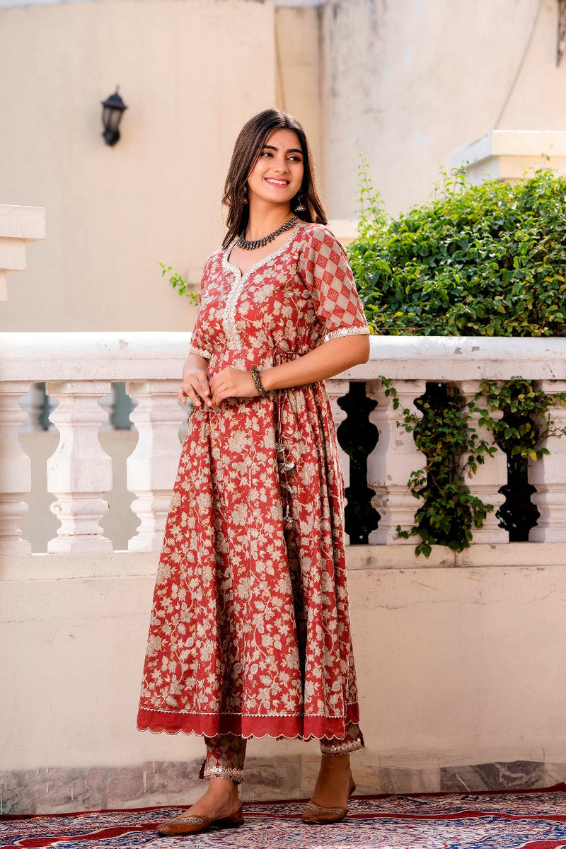 Svarchi Maroon flared Kurta with Pant and Organza Dupatta